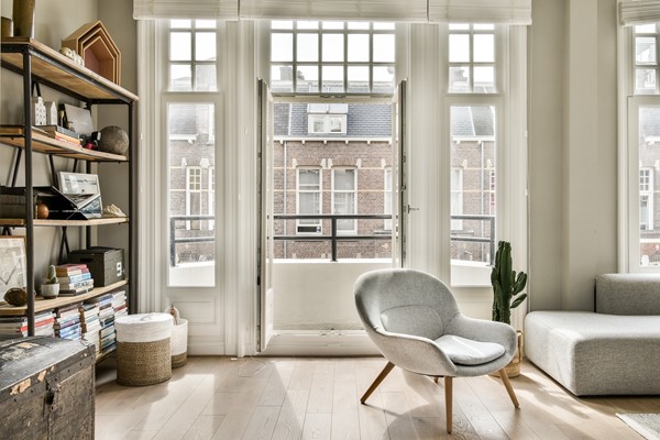 Medium property photo - Valeriusstraat 250-3, 1075 GL Amsterdam